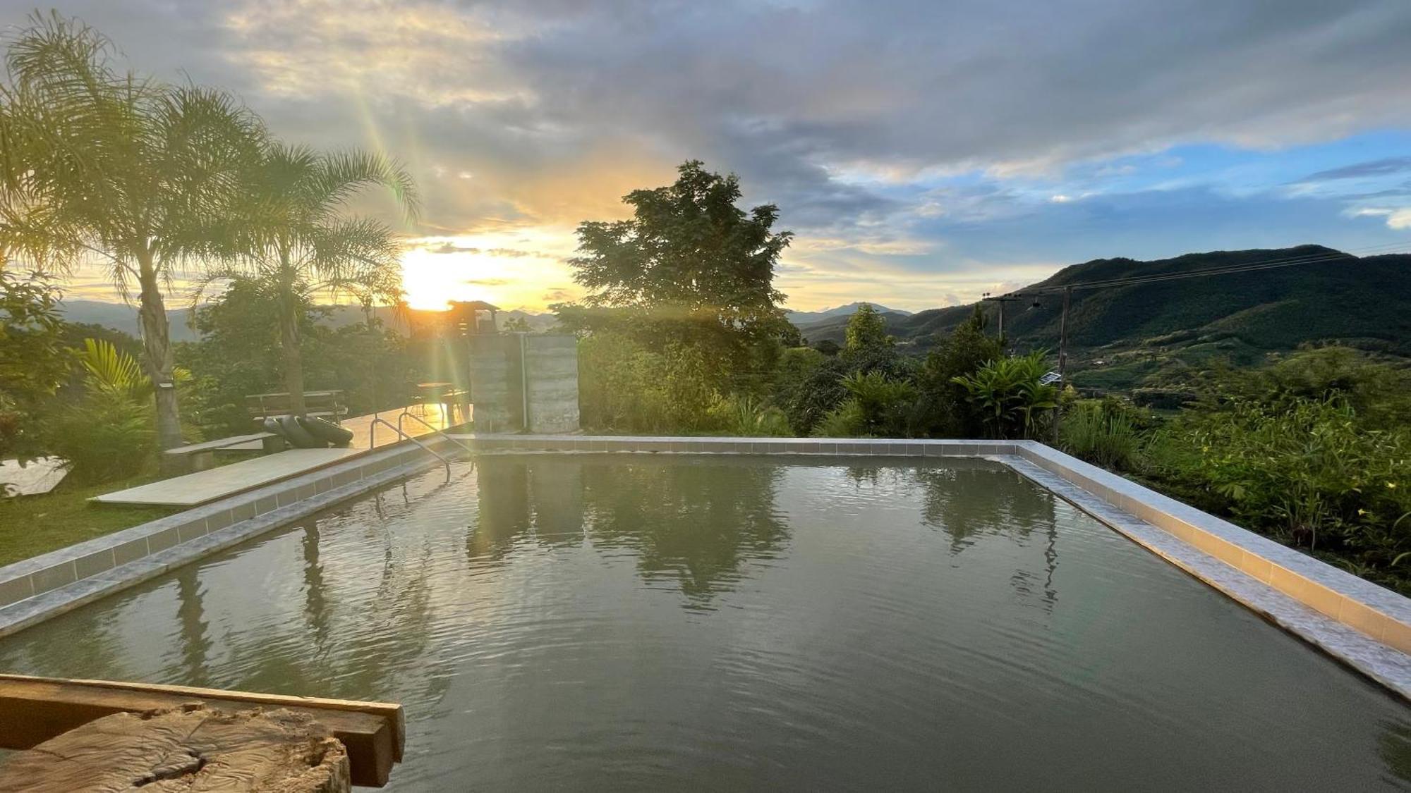 Monsonkeang Camping View ม่อนสันเกี๋ยง 夜占县 外观 照片